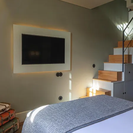 Timbre Virtudes 5* Porto