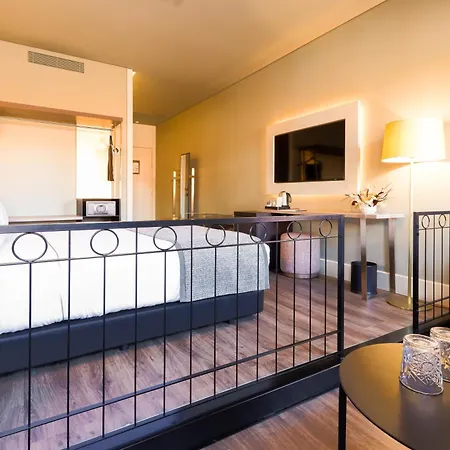 Timbre Virtudes 5* Porto